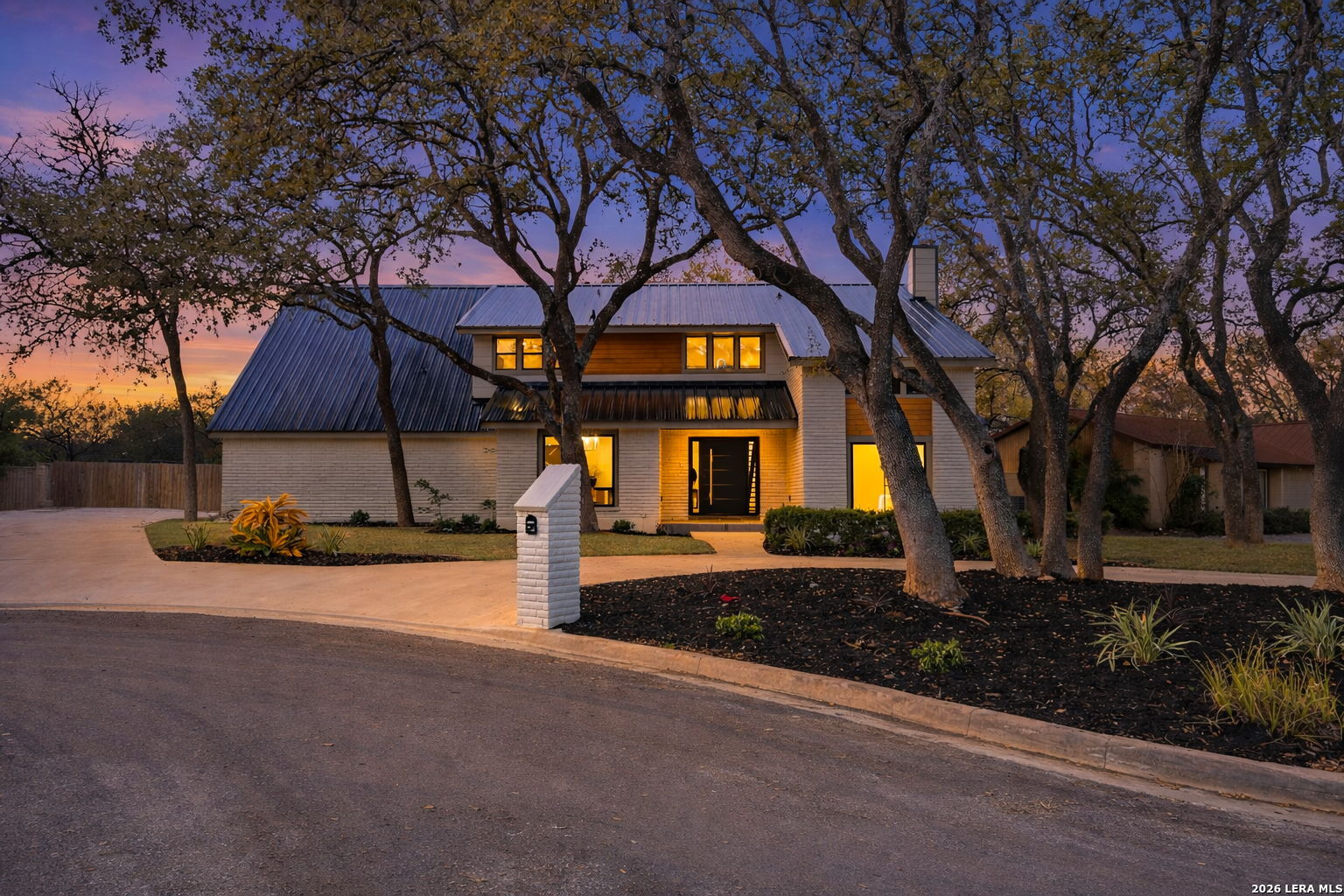 main property photo 0