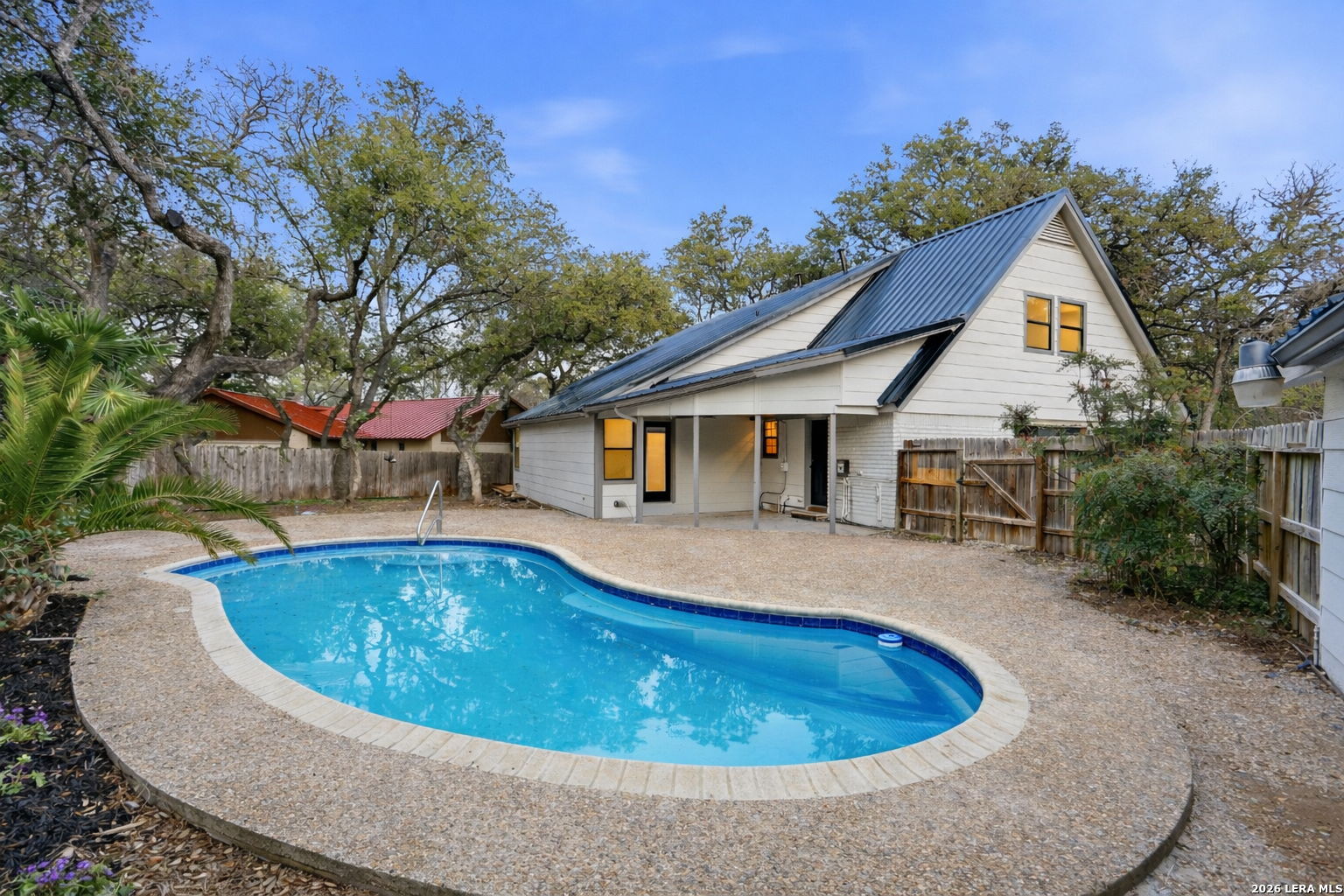 main property photo 44