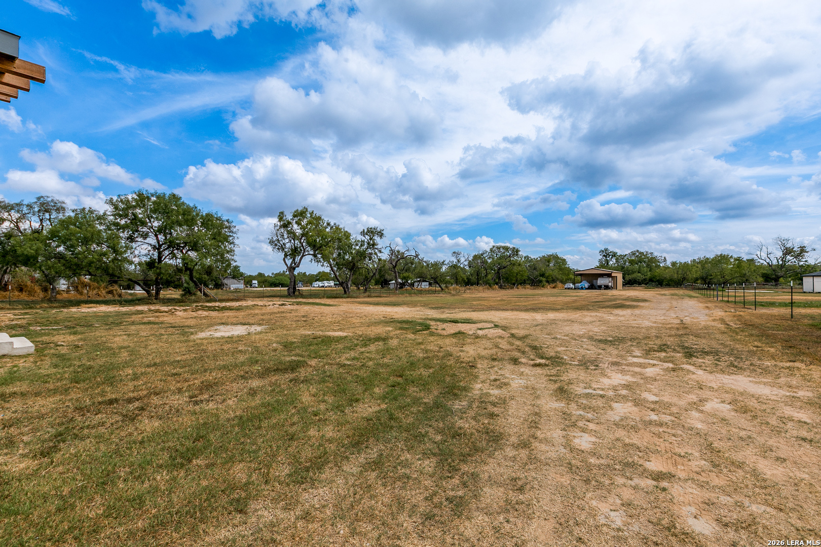 main property photo 26