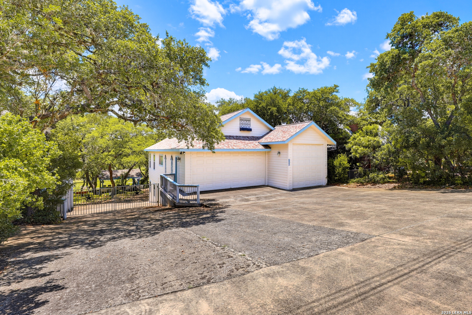 main property photo 46