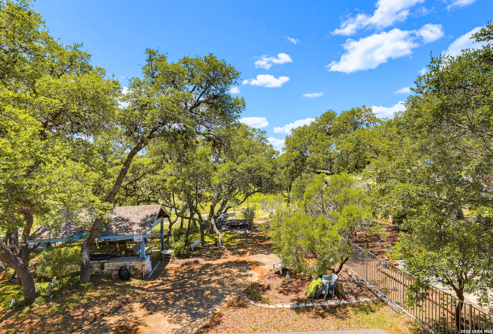 main property photo 78