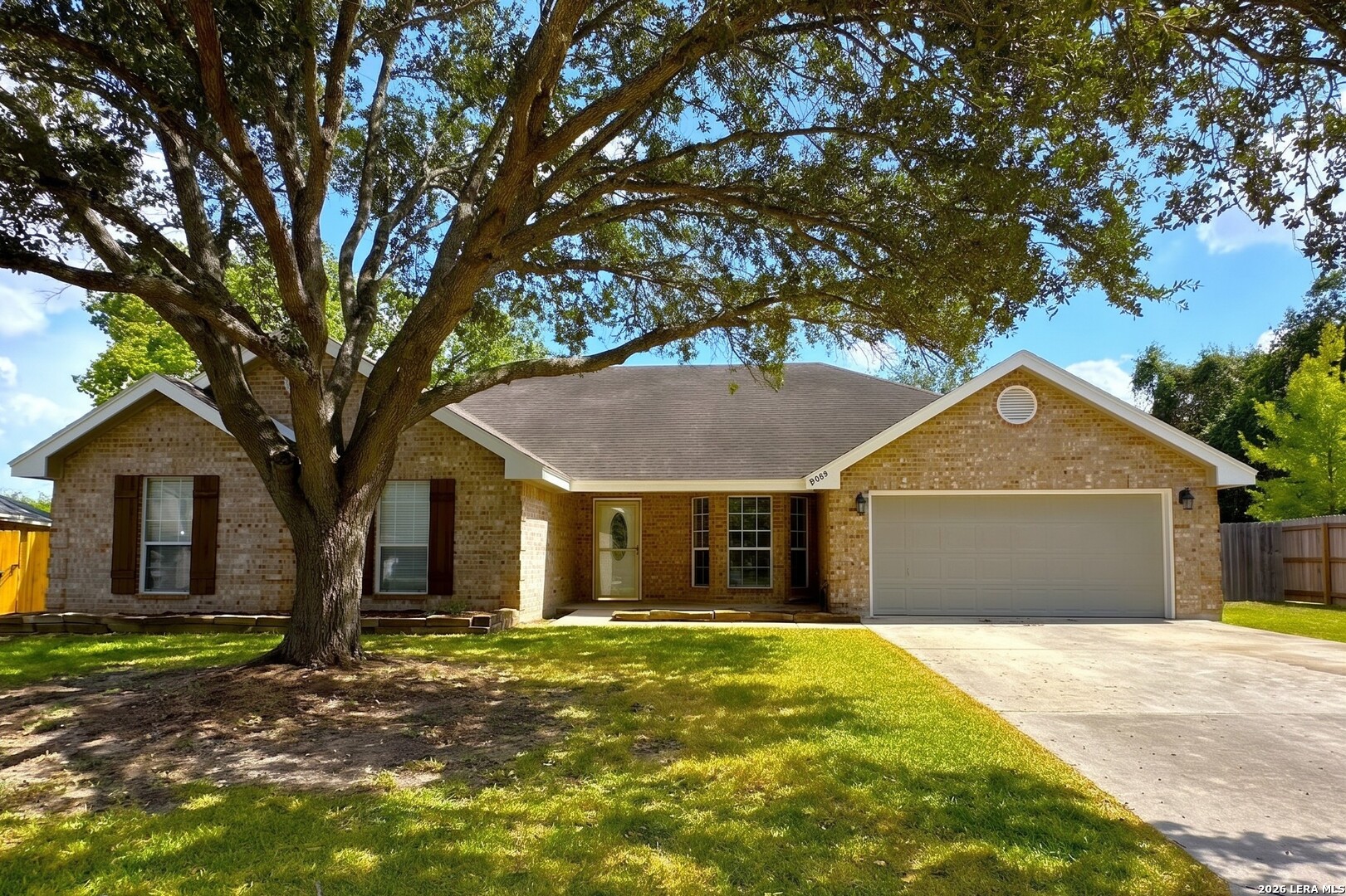 main property photo 0