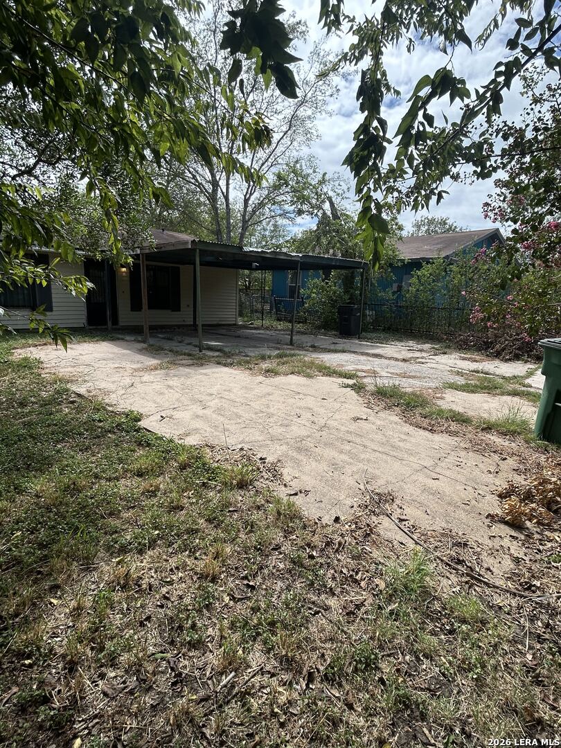 main property photo 9