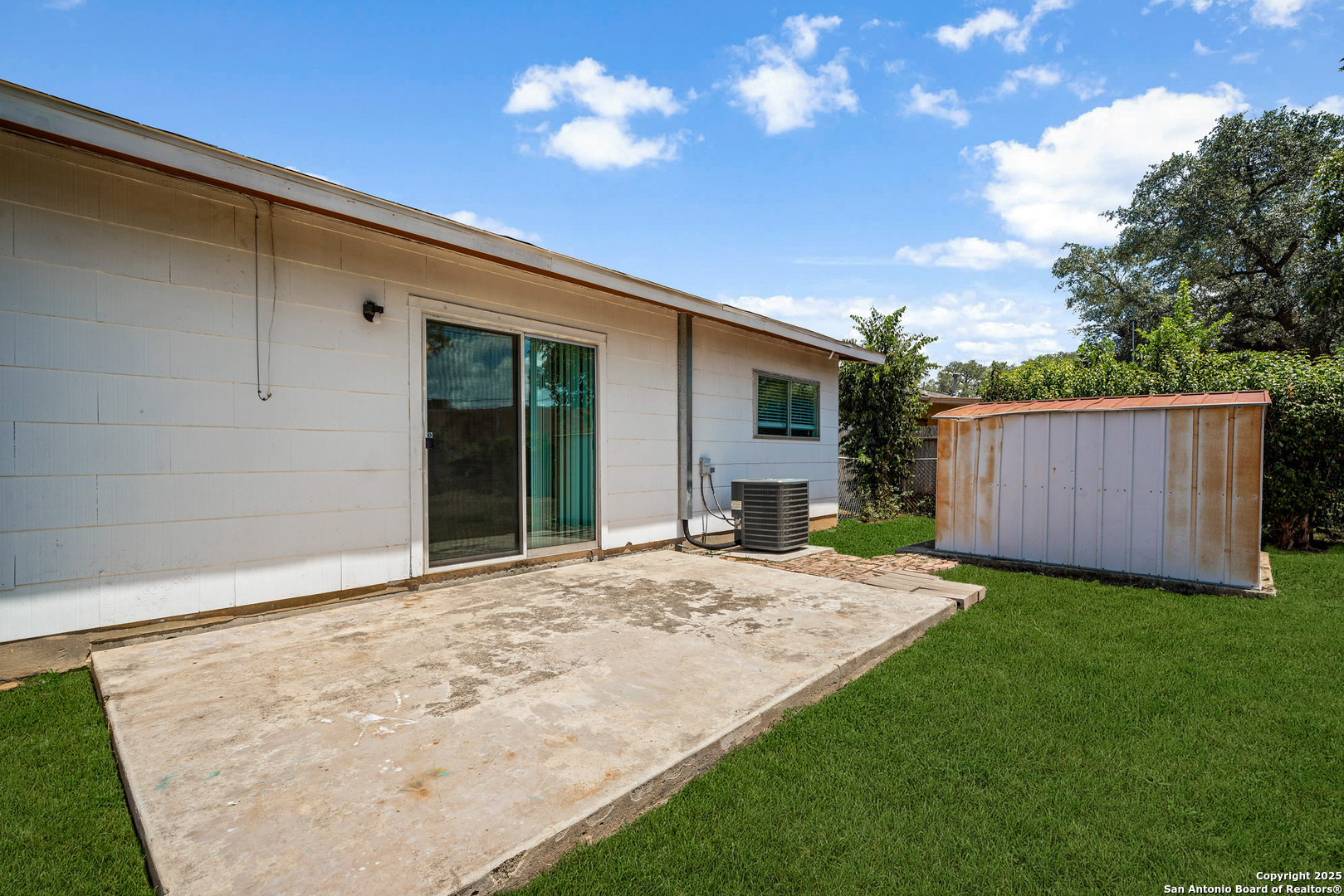 main property photo 21