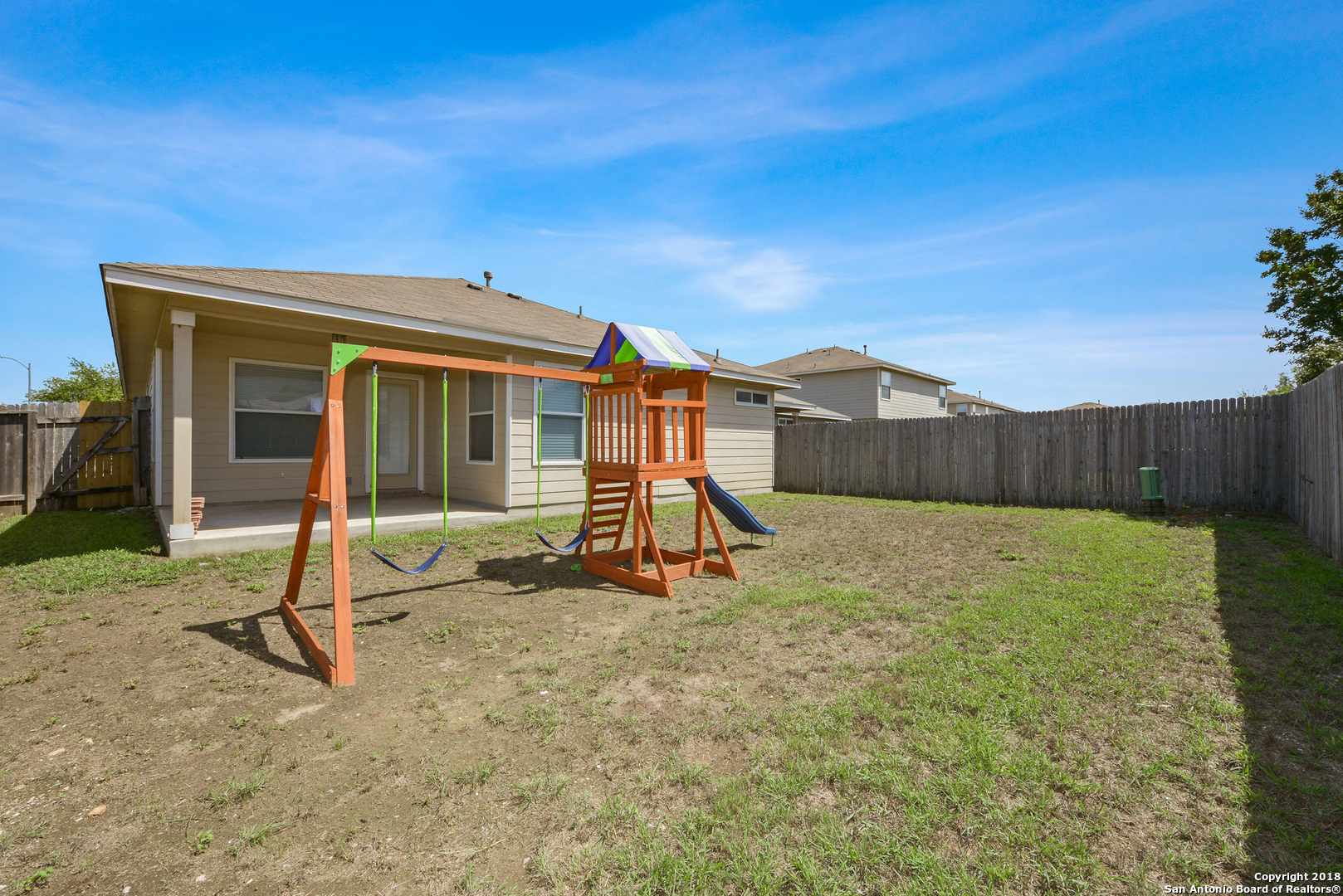 main property photo 22