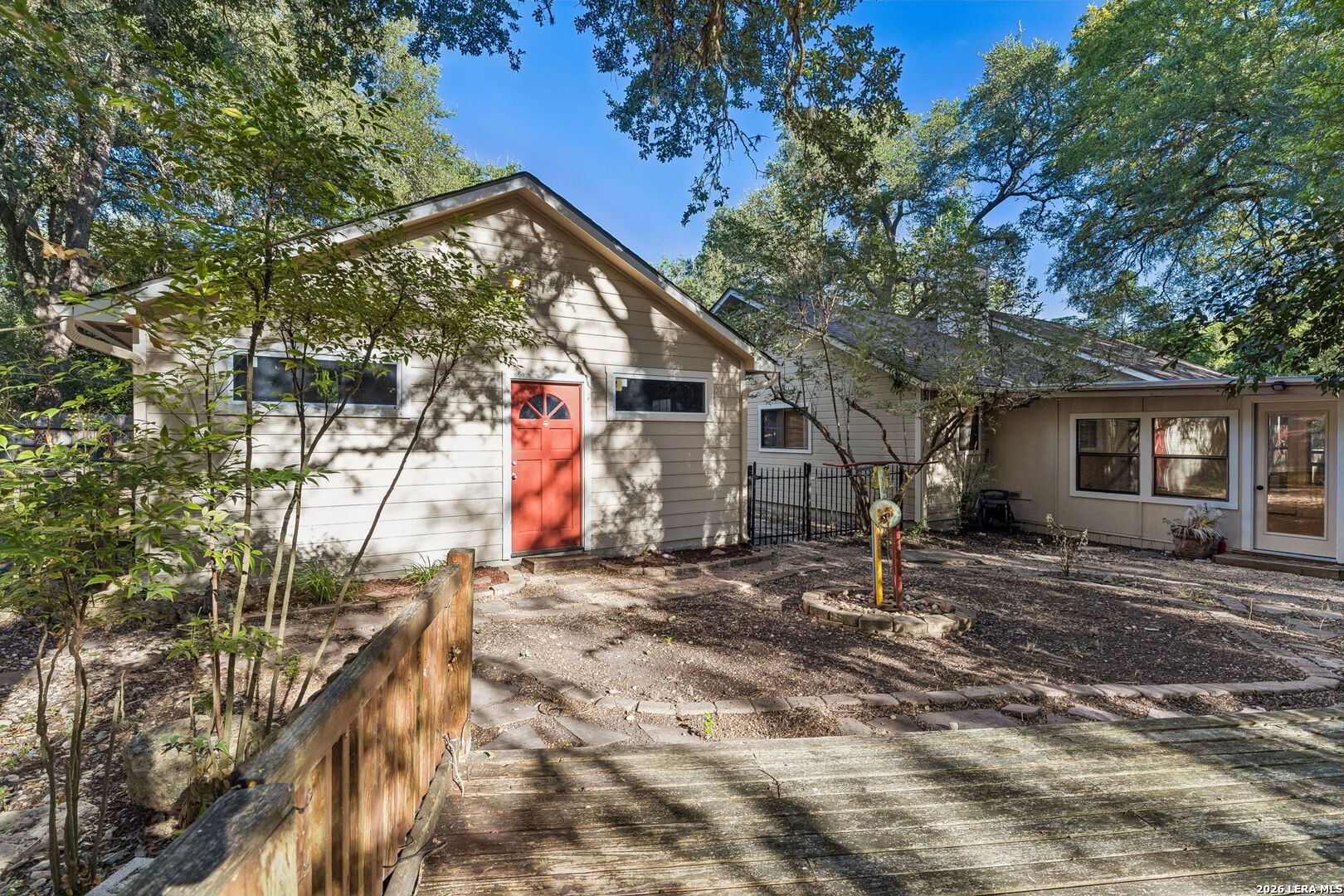 main property photo 34