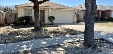 image of property with 3 Bed | 2 Bath | 1,099 Sqft