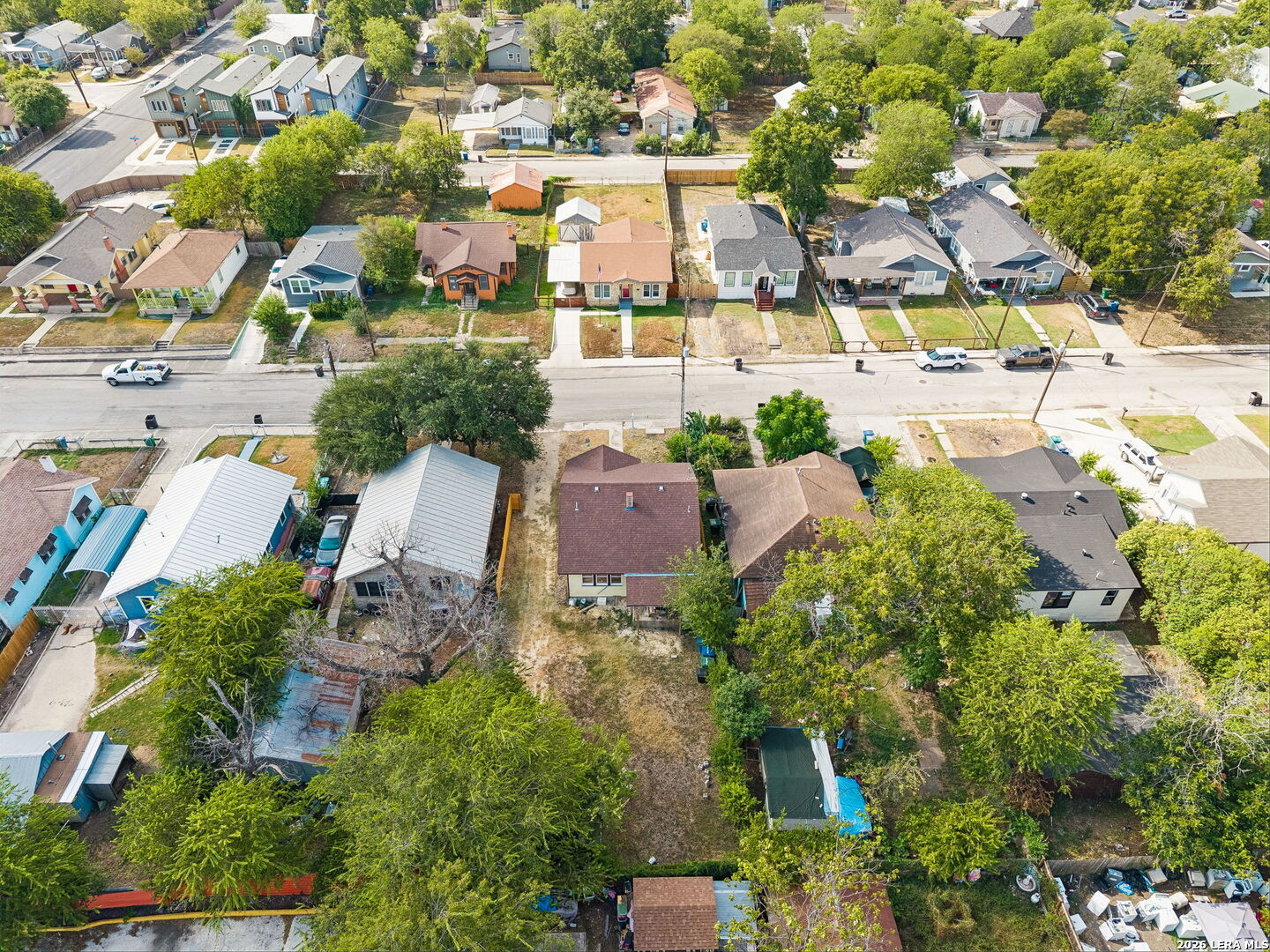 main property photo 23