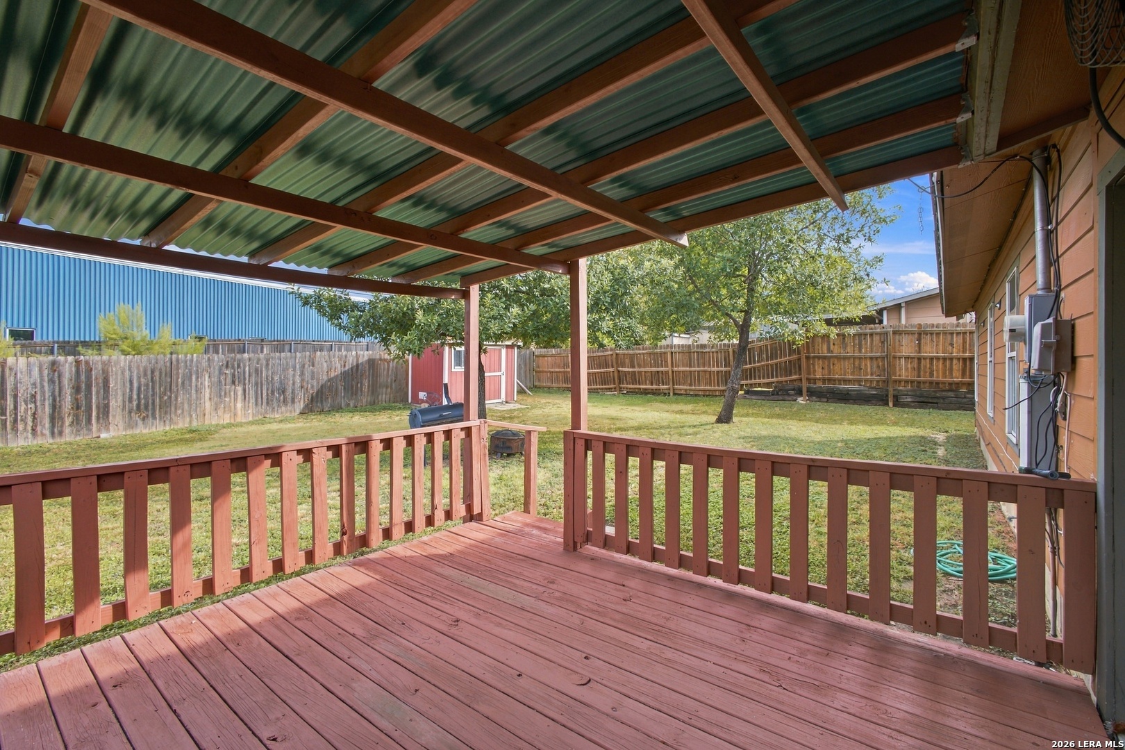 main property photo 11