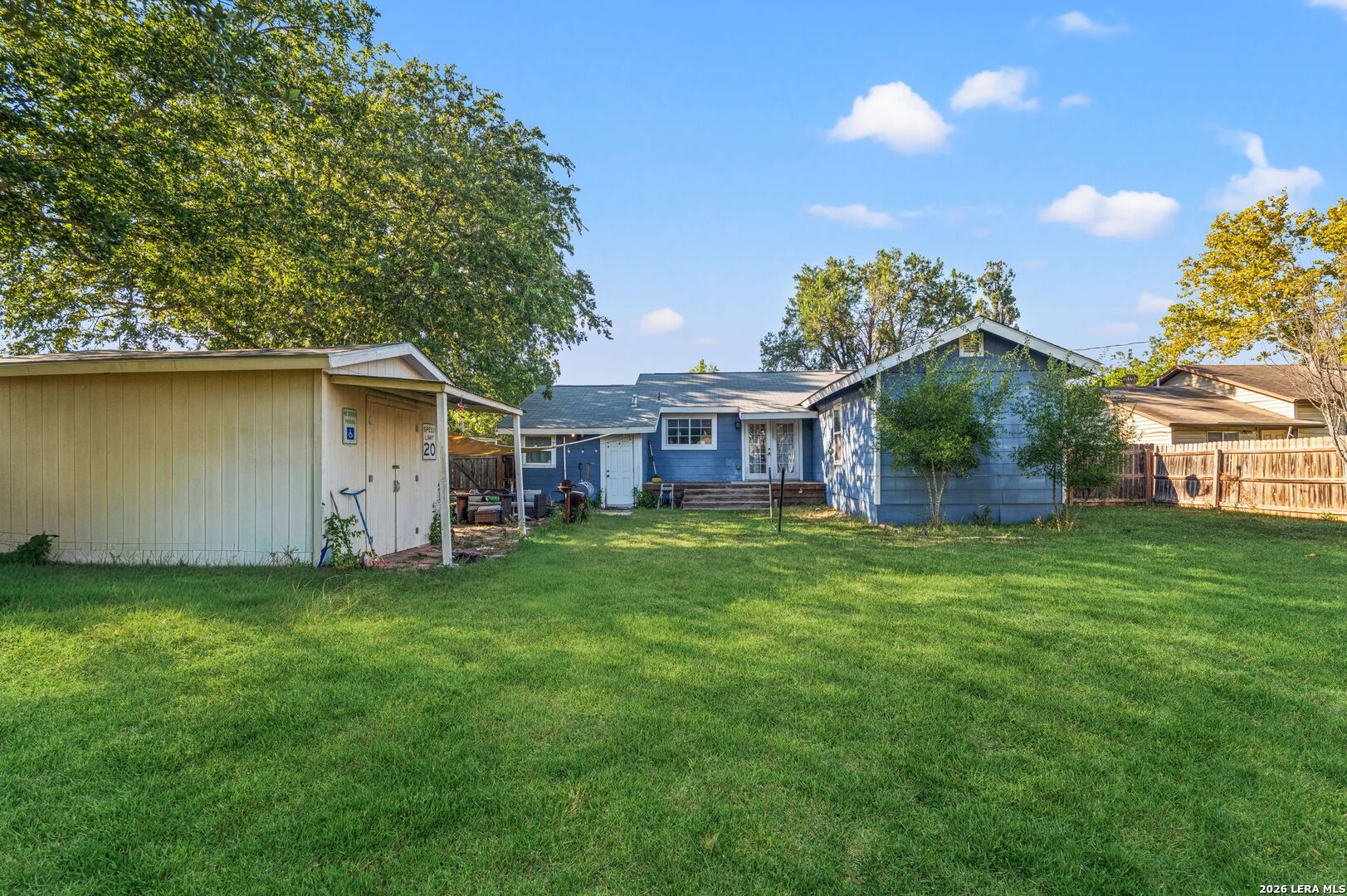 main property photo 17