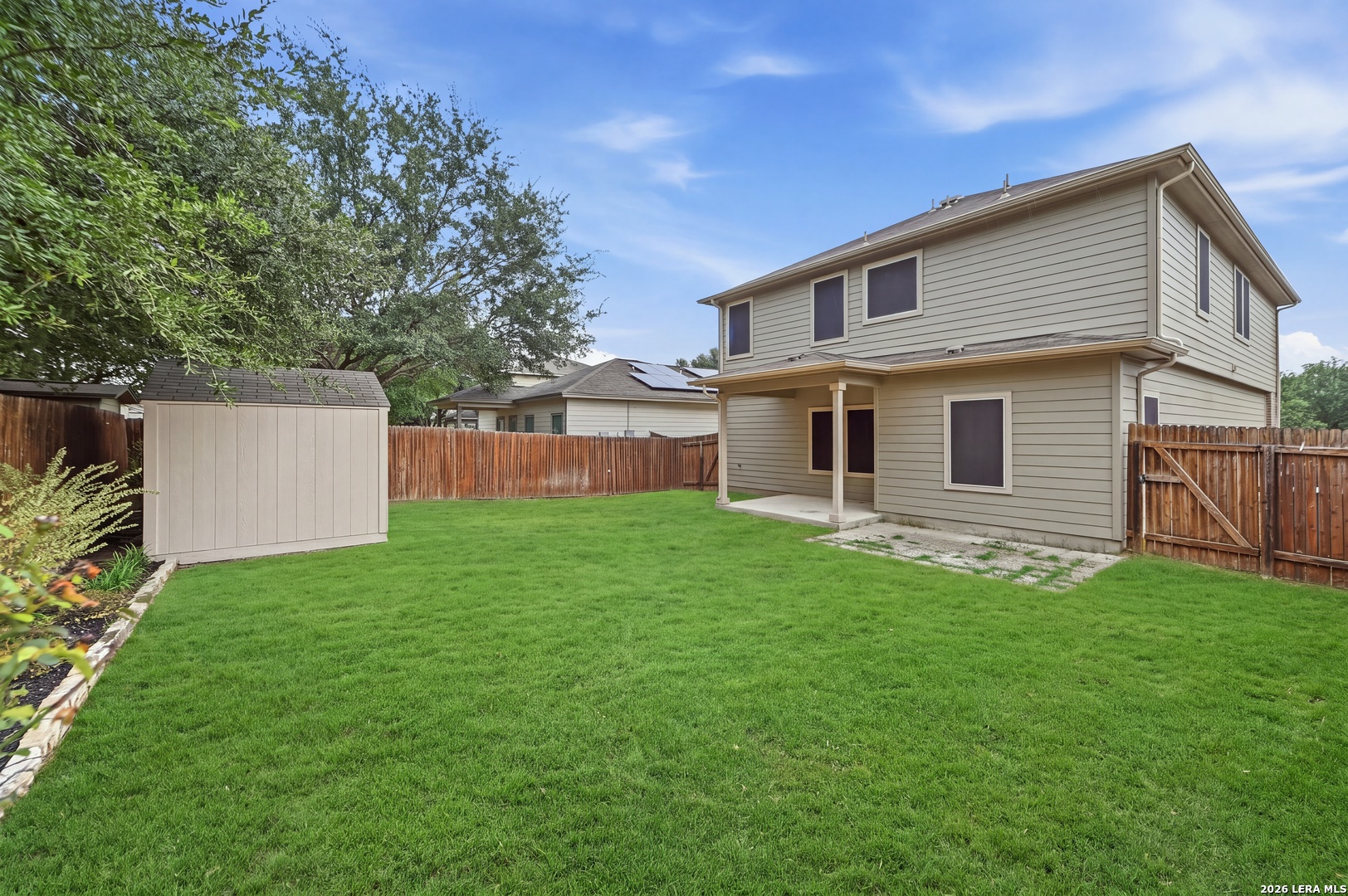 main property photo 24