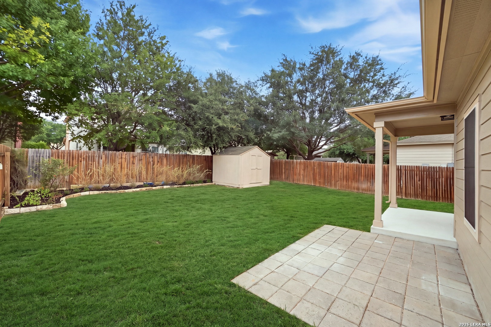 main property photo 25