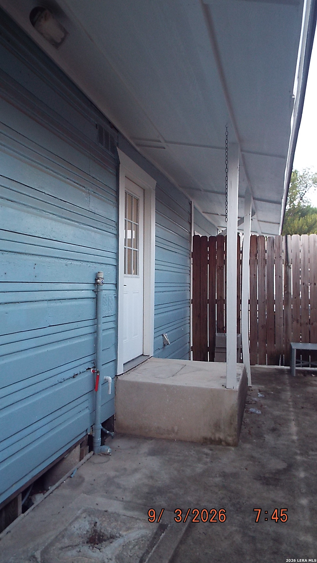 main property photo 18