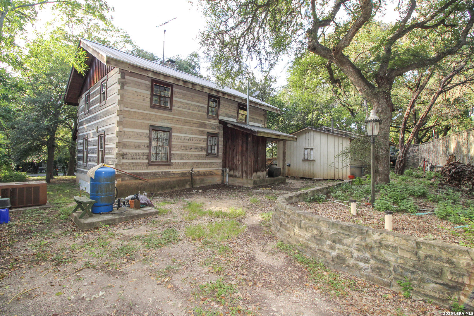 main property photo 27