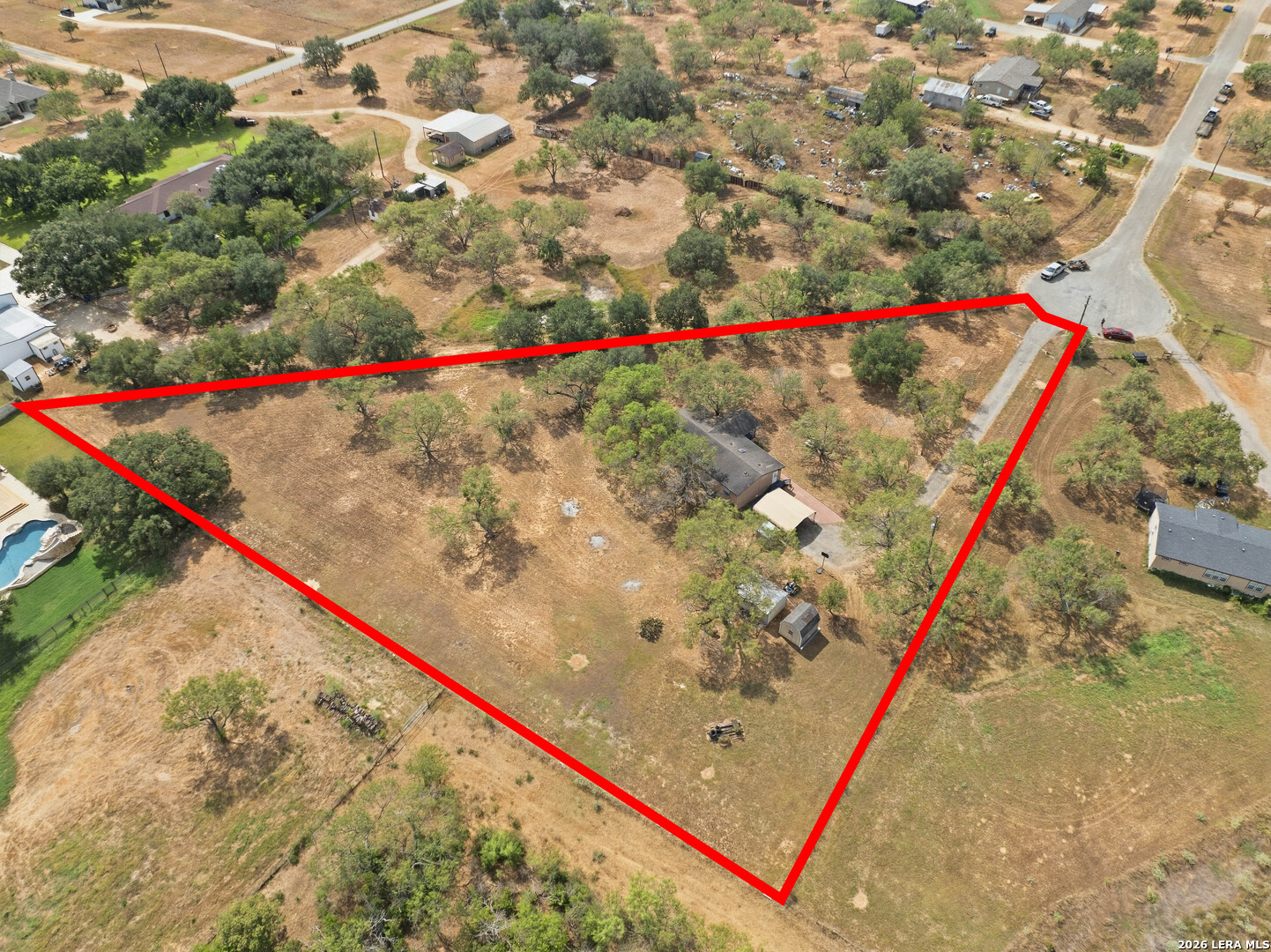 main property photo 33
