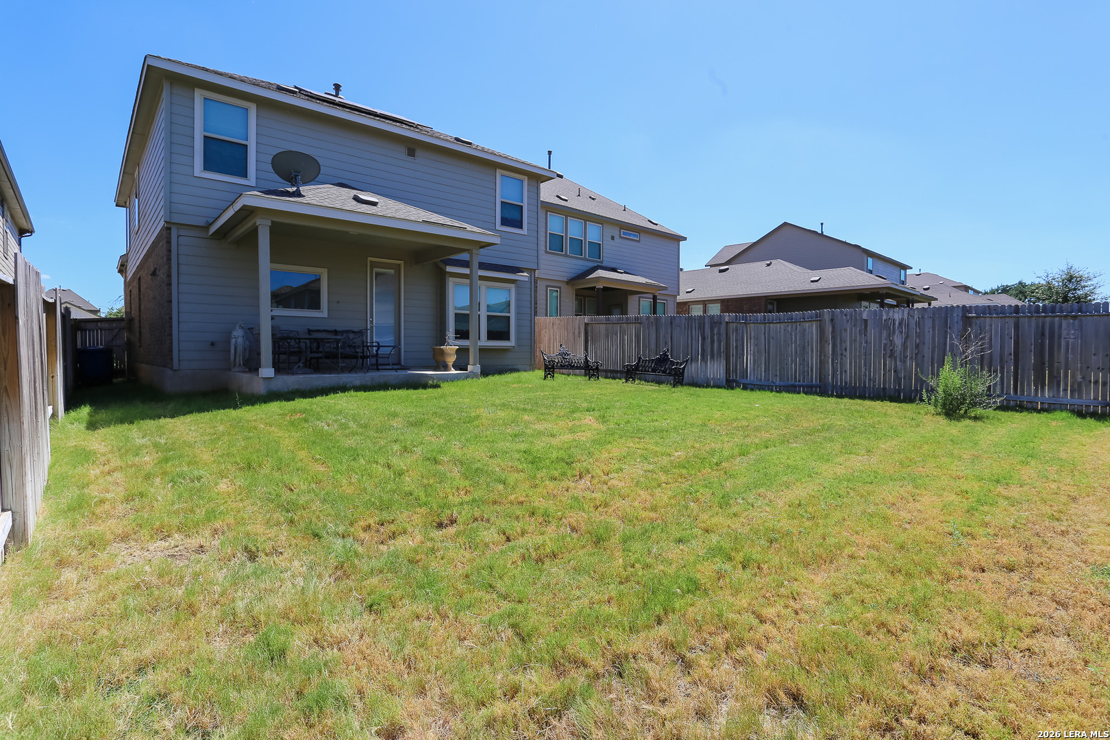 main property photo 31
