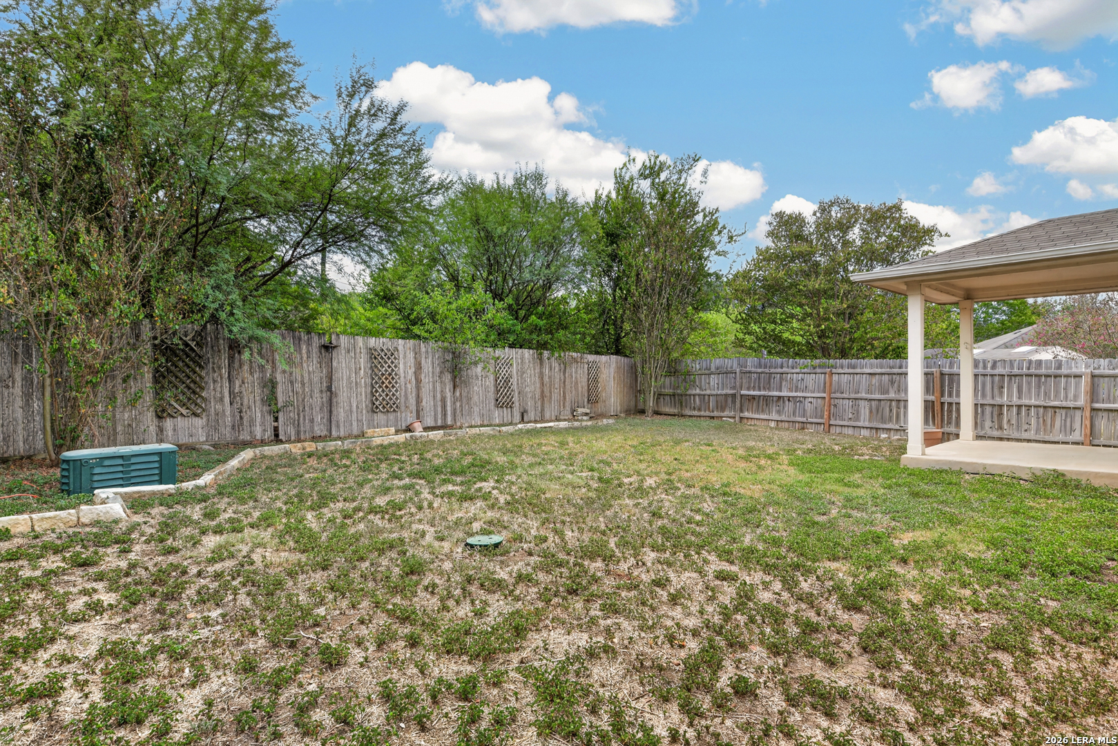 main property photo 25