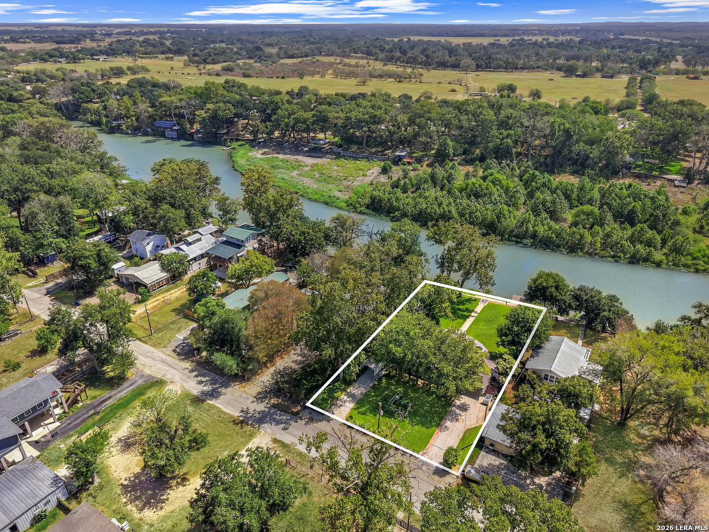 main property photo 36