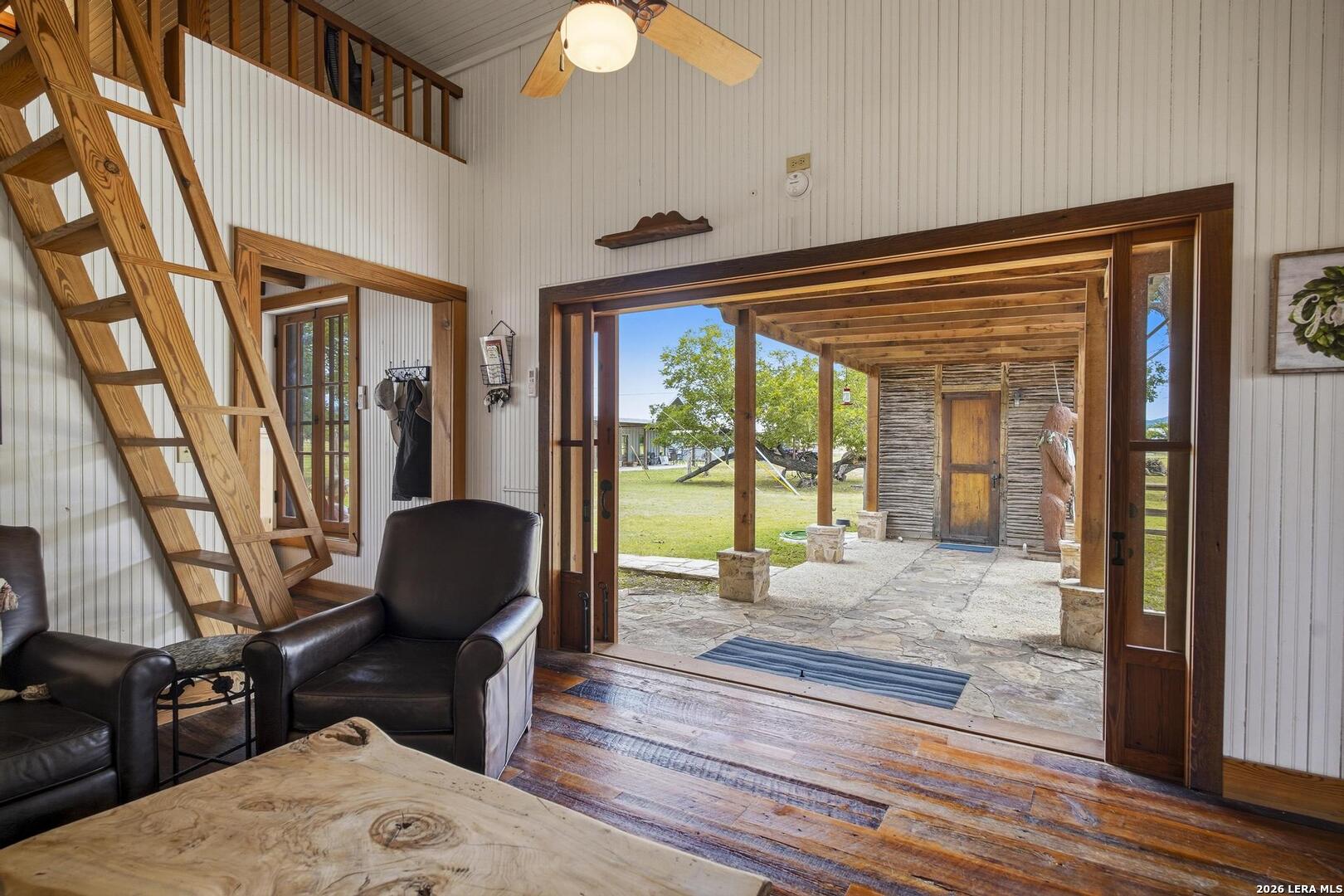 main property photo 15