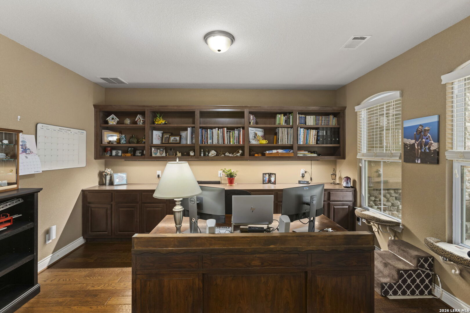 main property photo 14