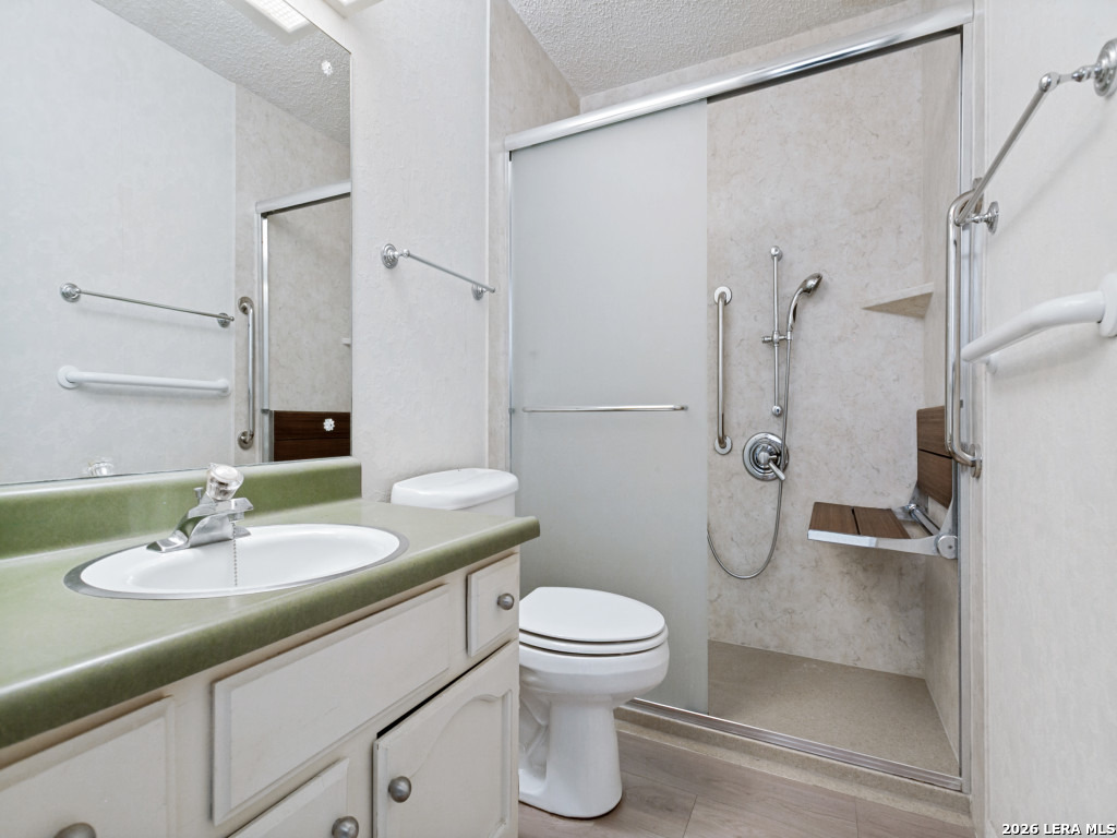 main property photo 22