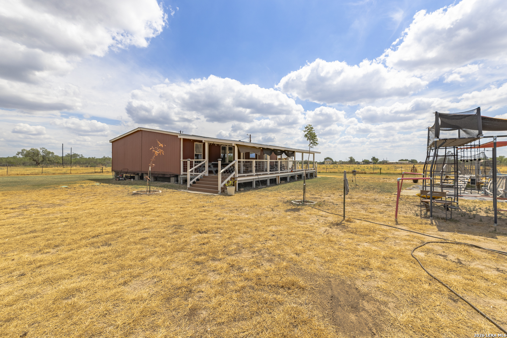 main property photo 43