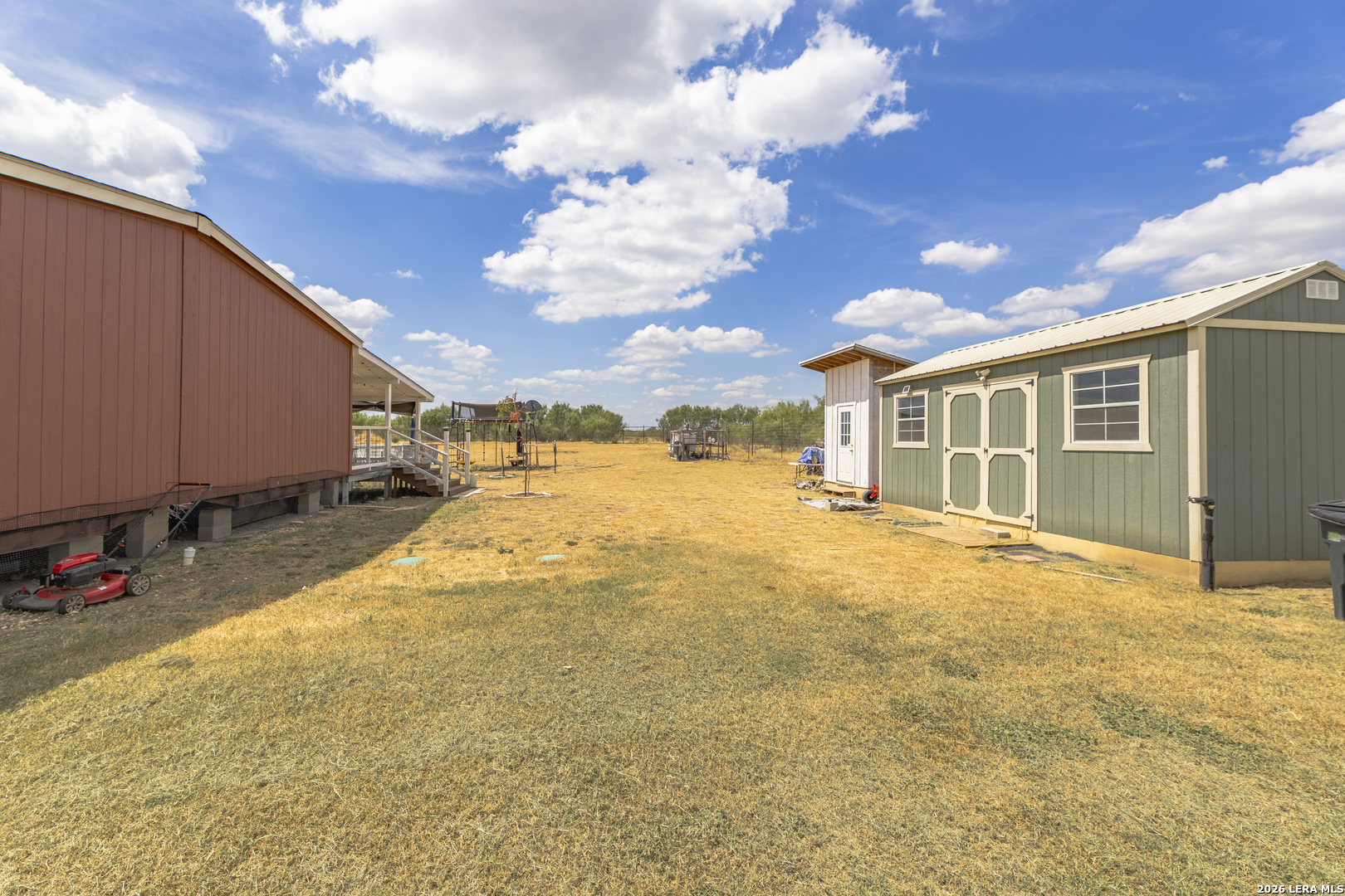 main property photo 45