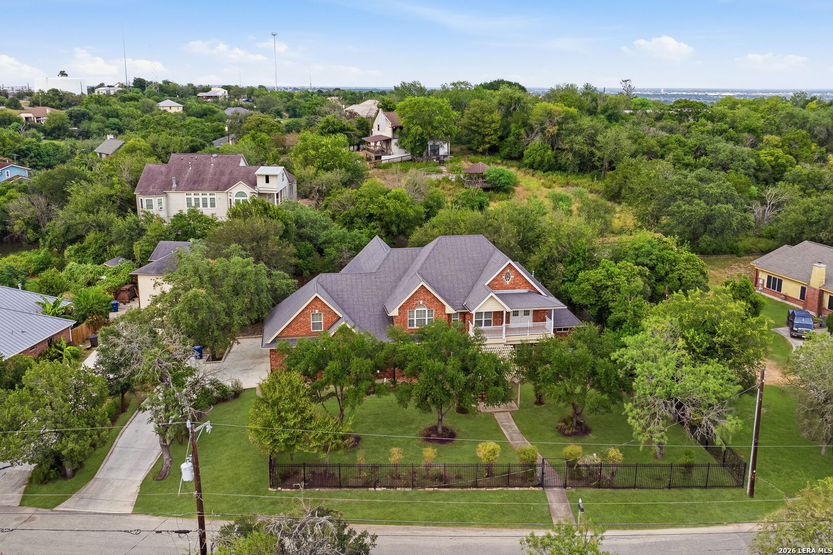 main property photo 2