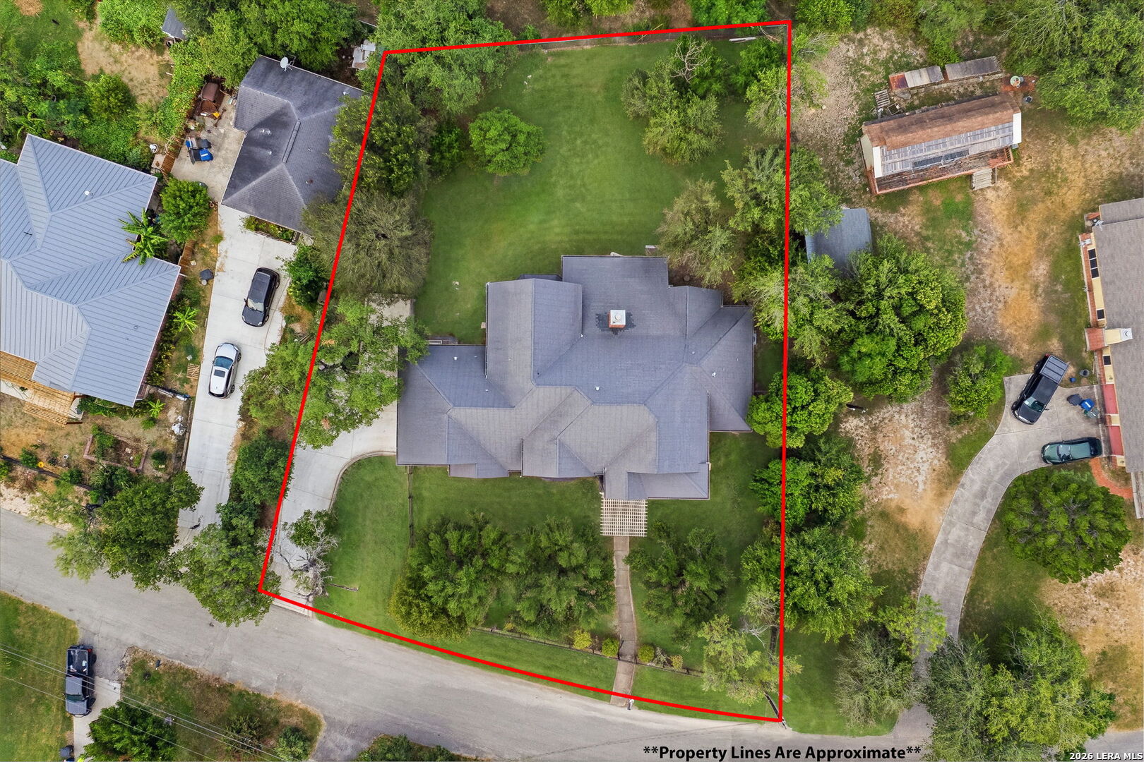 main property photo 3