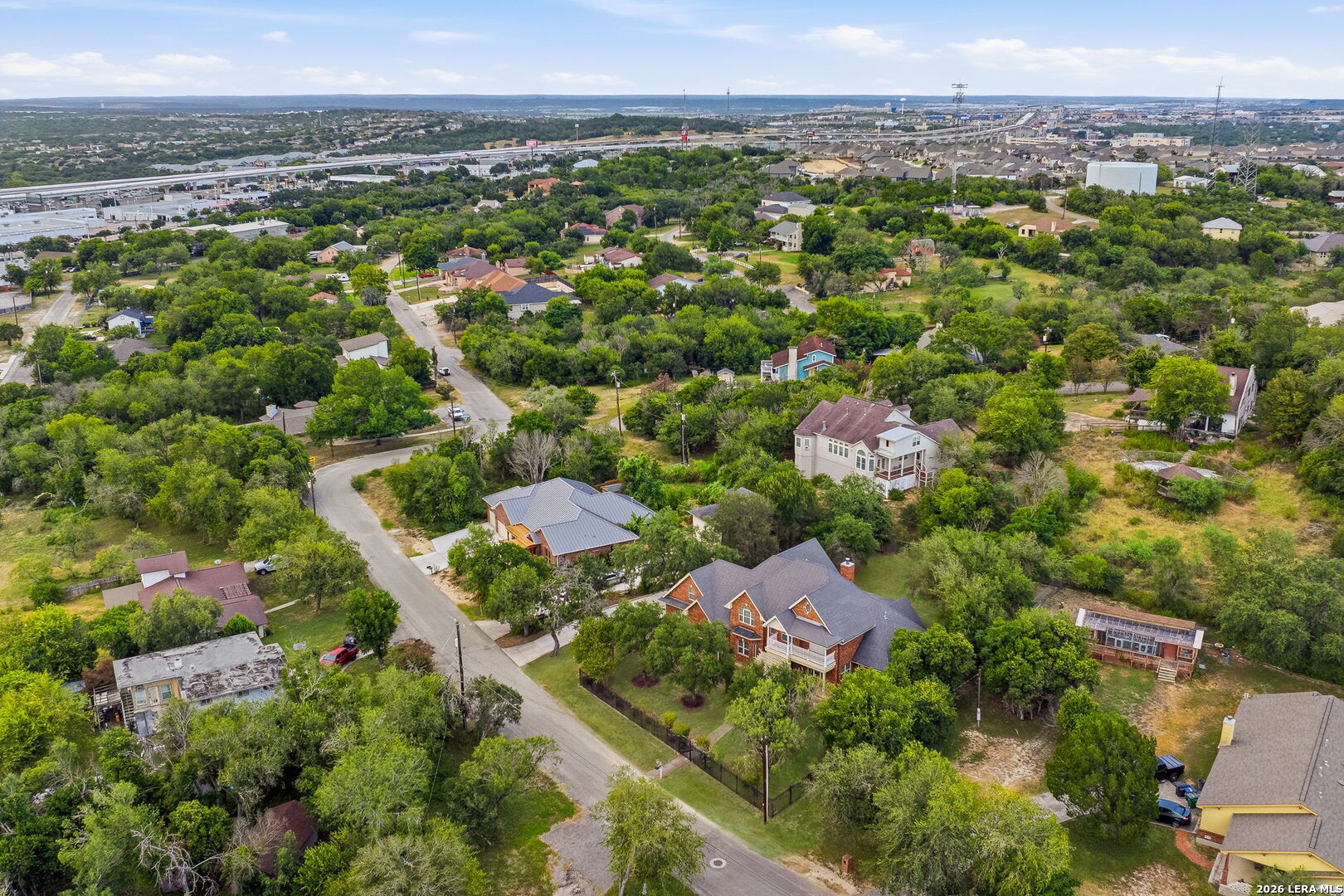 main property photo 5