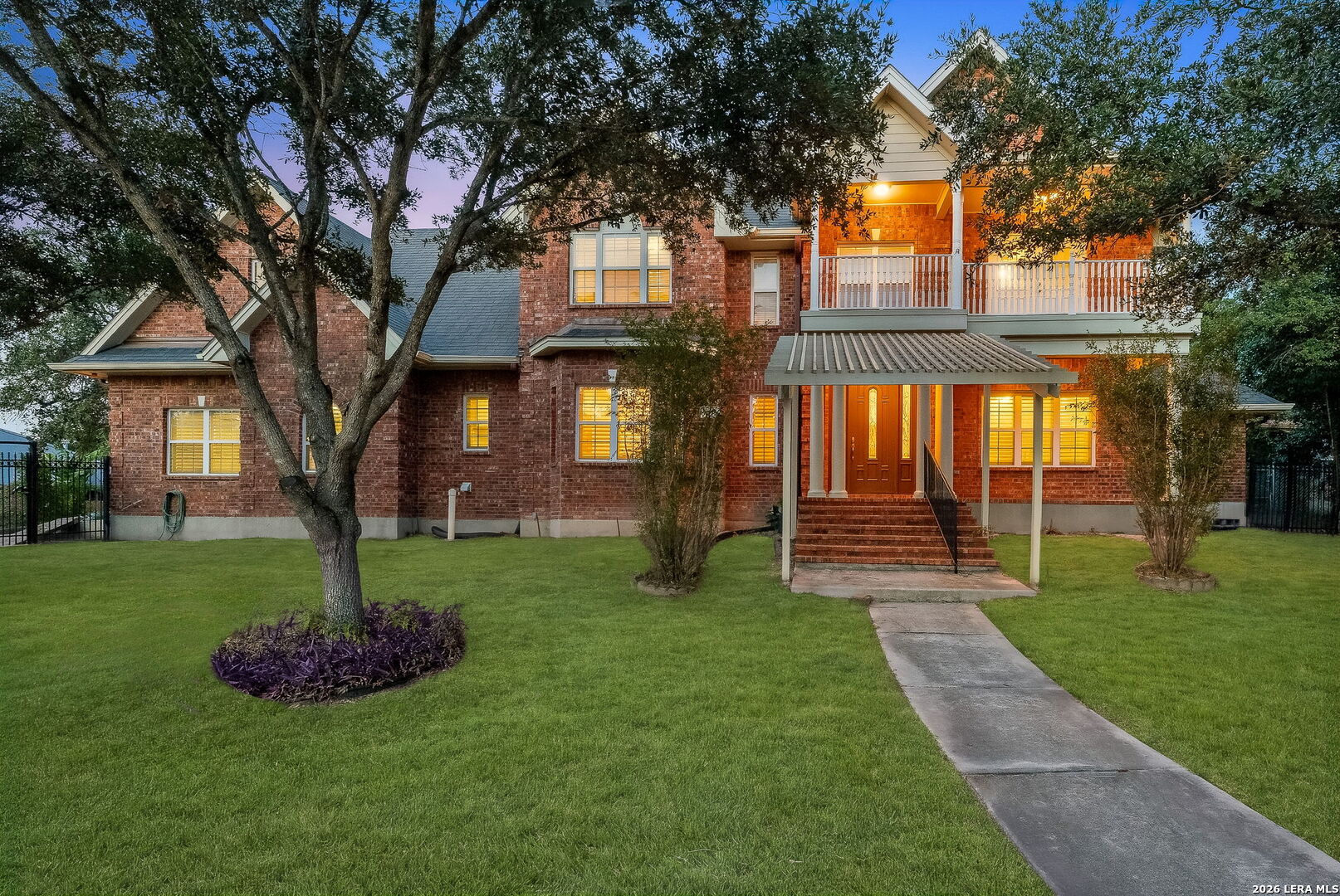 main property photo 9
