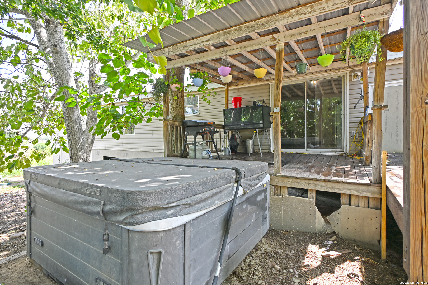 main property photo 35