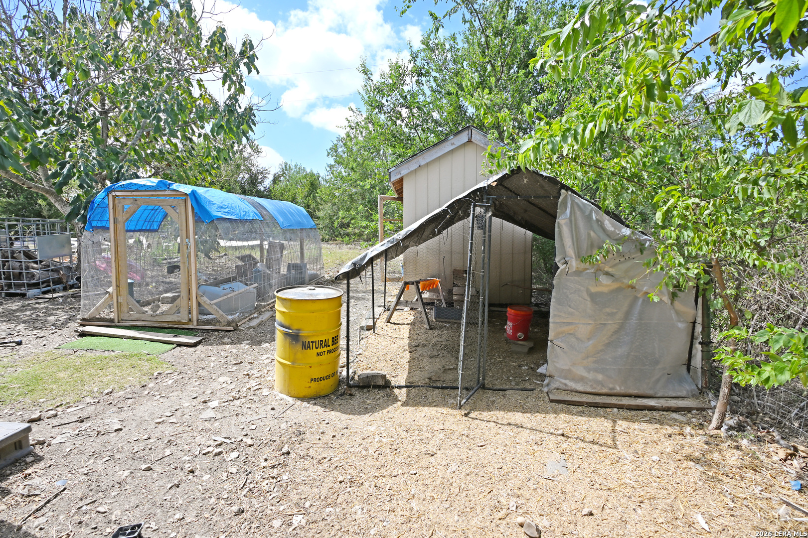 main property photo 36