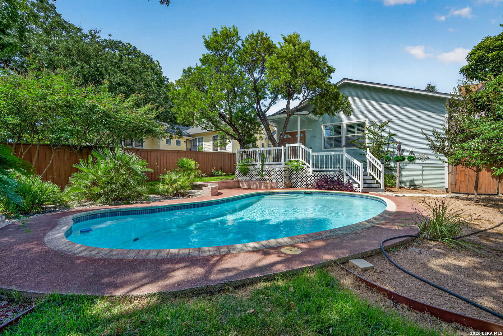 main property photo 47