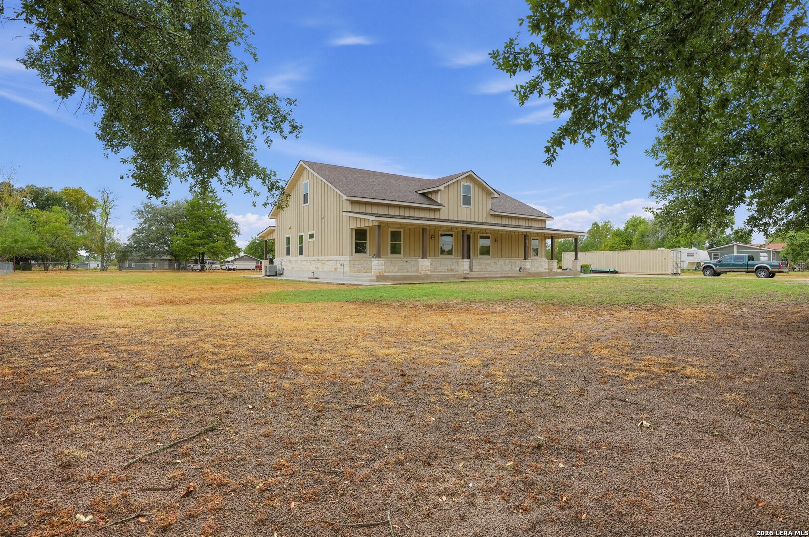 main property photo 4