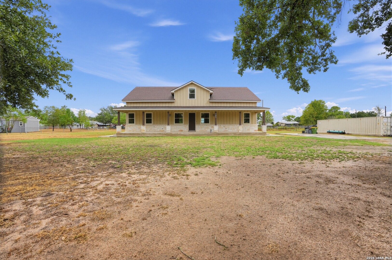 main property photo 5
