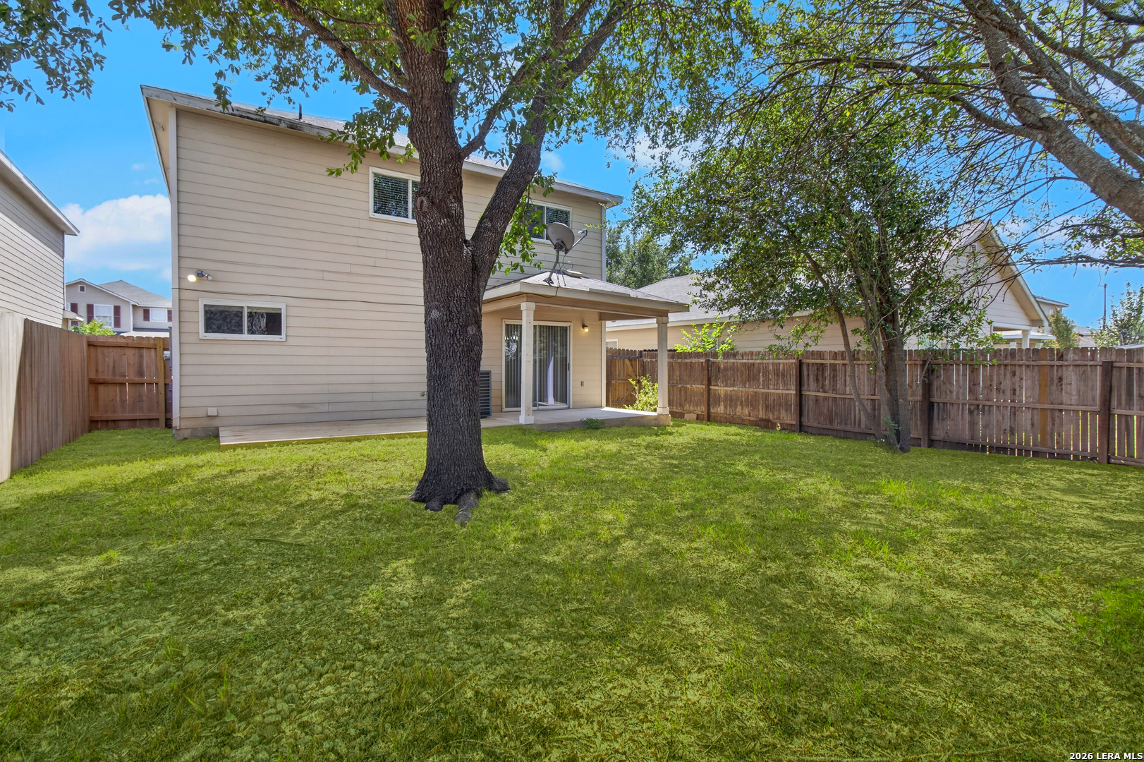 main property photo 31