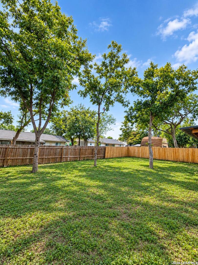main property photo 13
