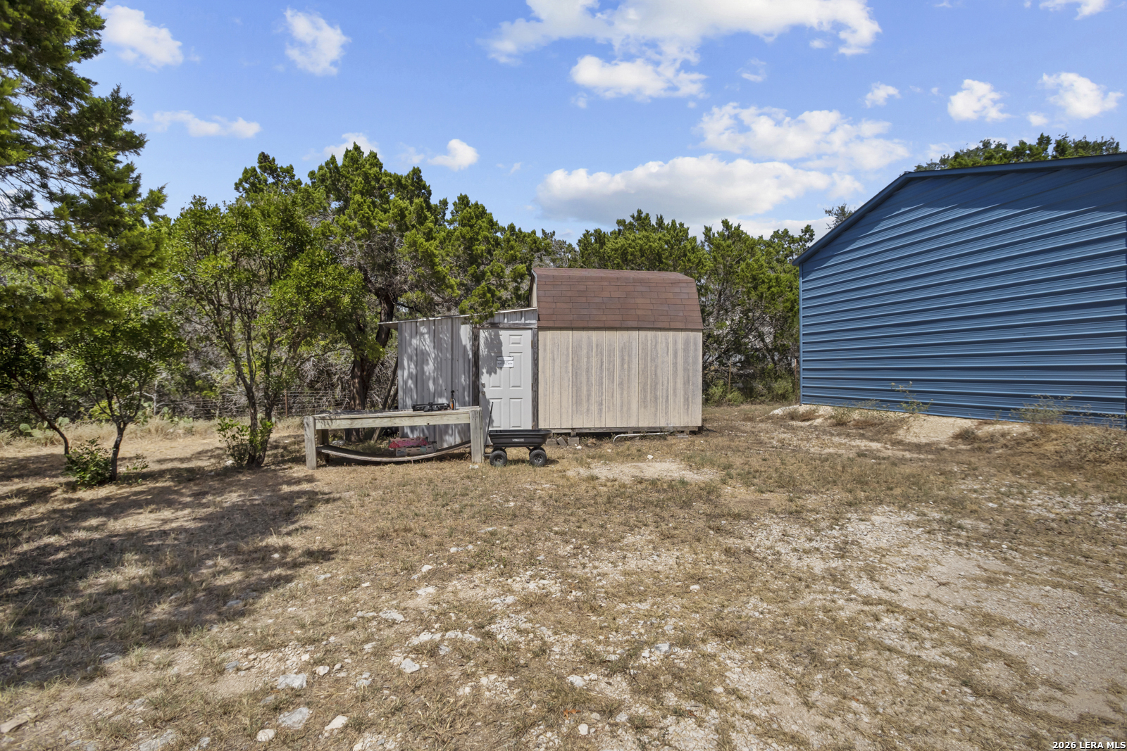 main property photo 27