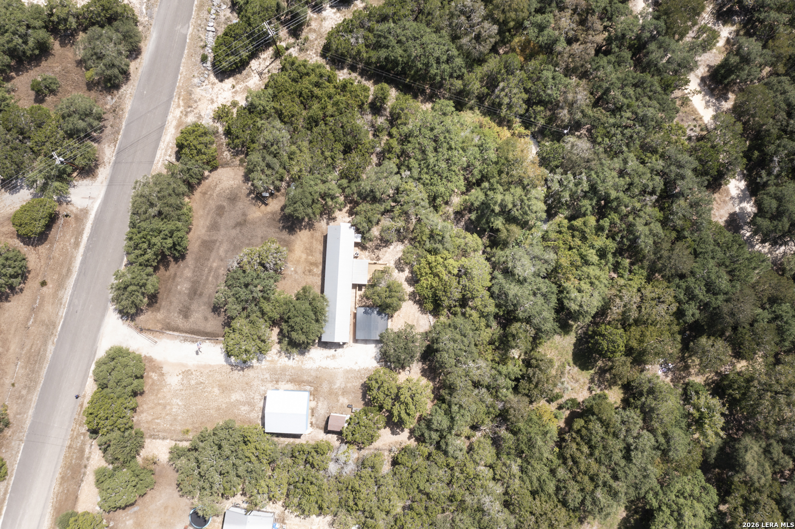 main property photo 32