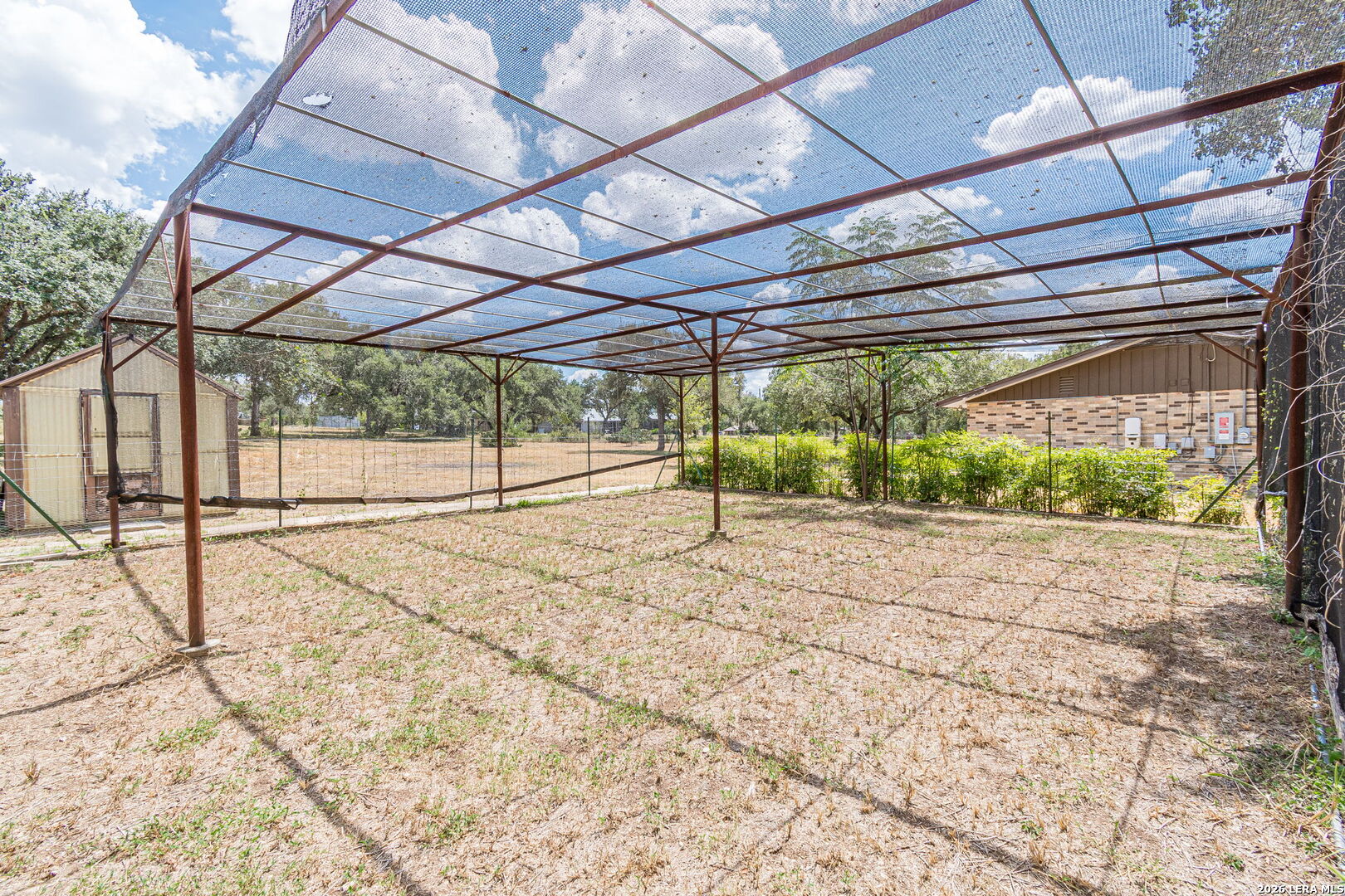 main property photo 24