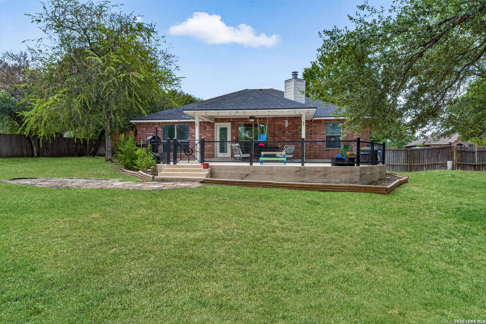 main property photo 22