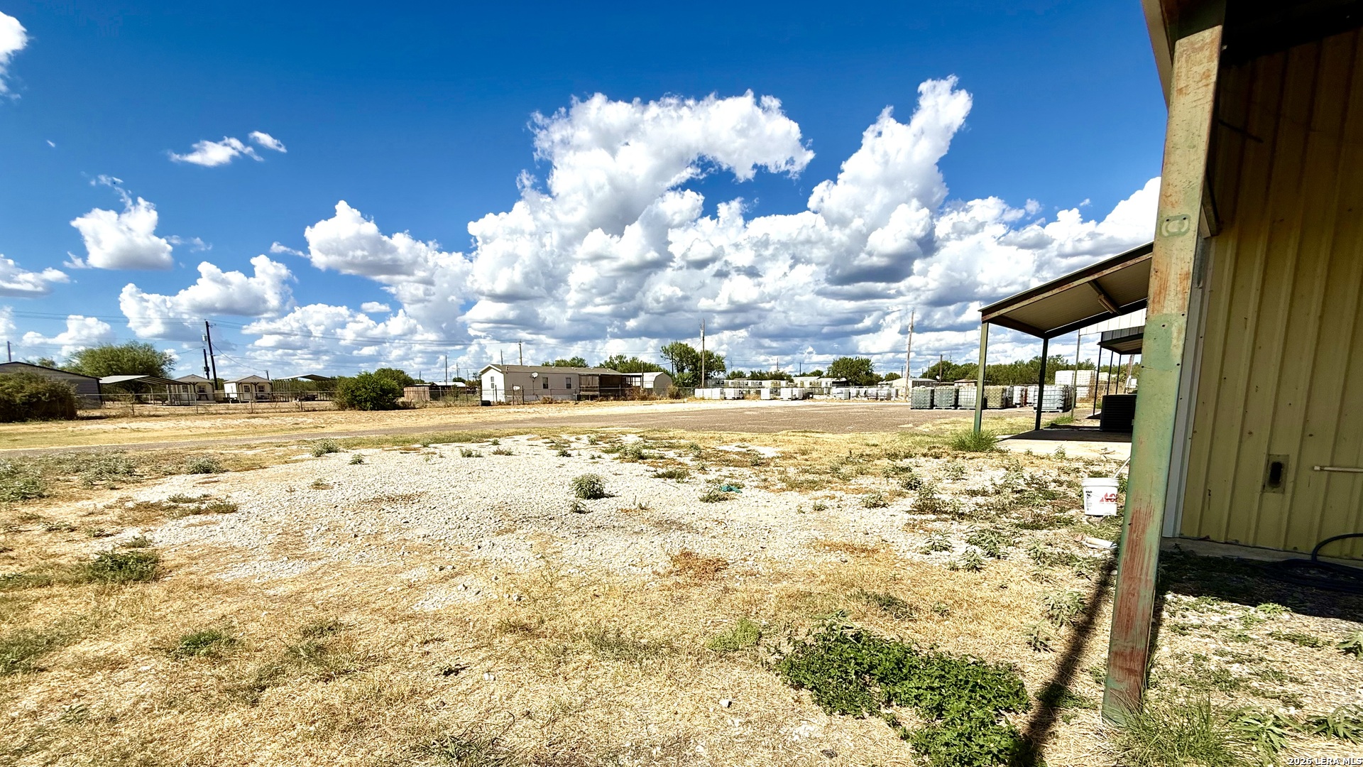 main property photo 12