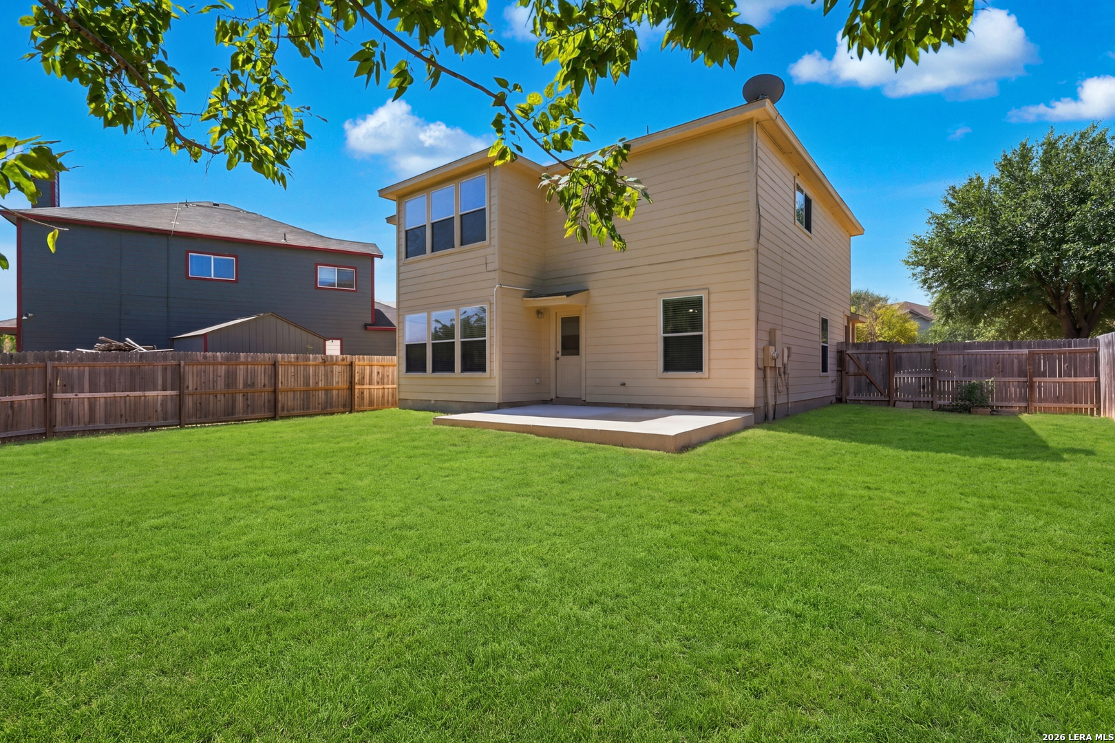 main property photo 27