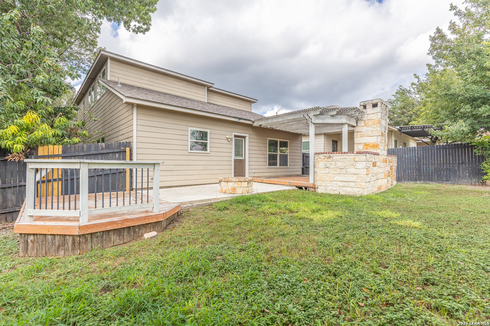 main property photo 31