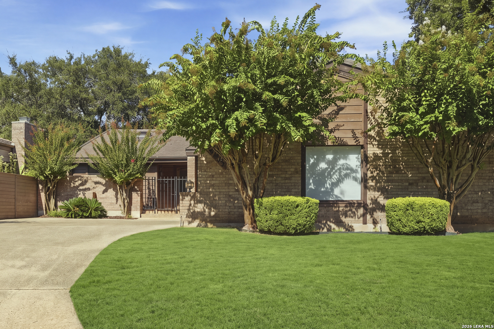 main property photo 24
