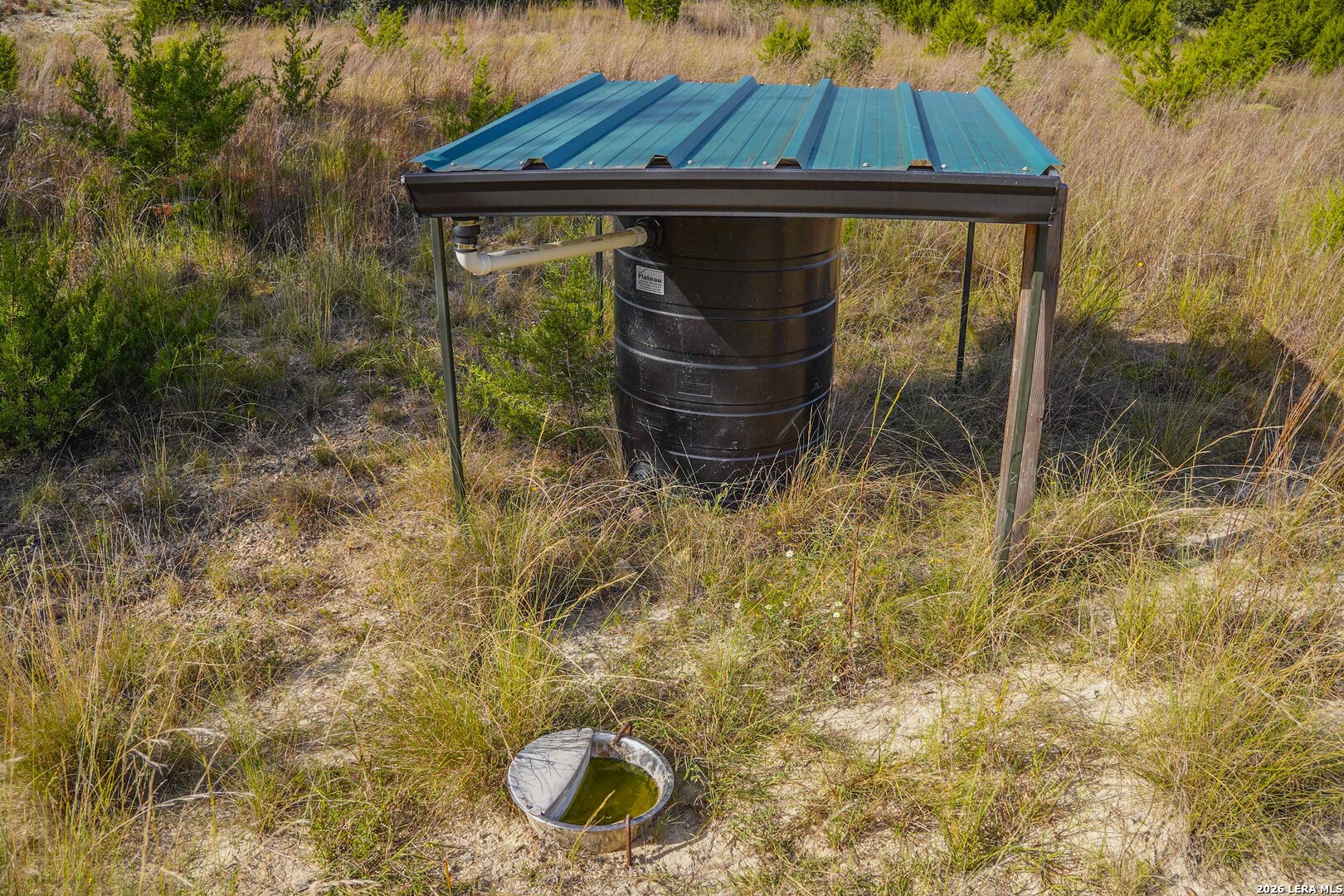 main property photo 14