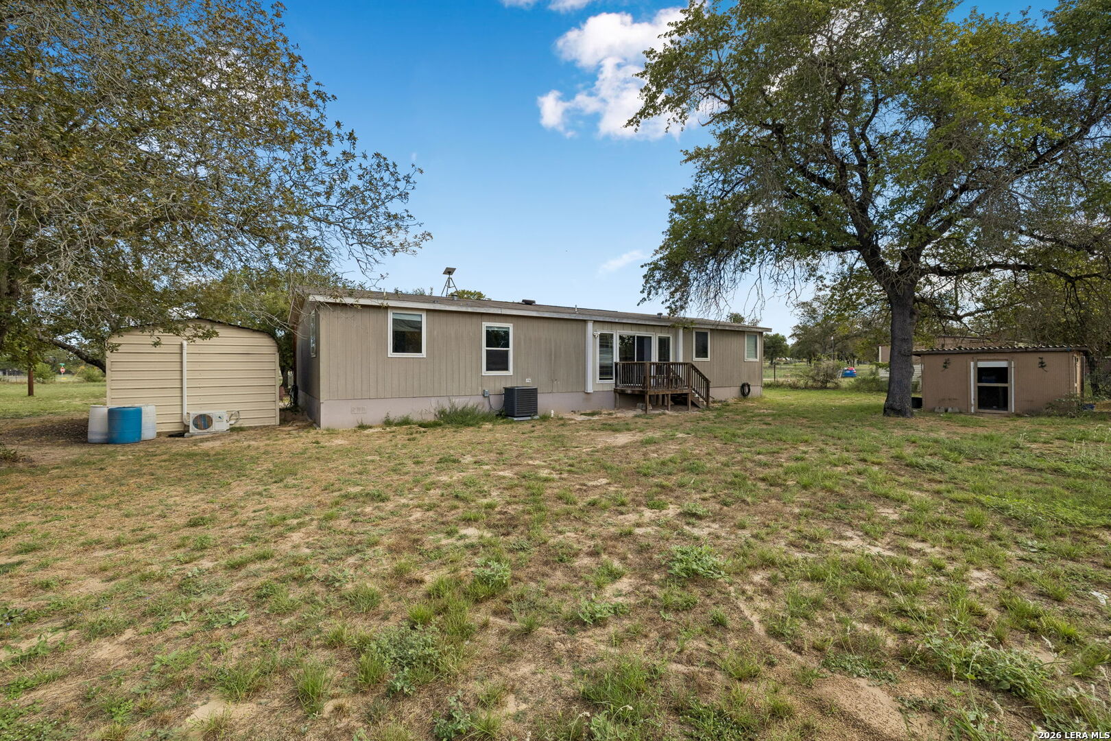 main property photo 31