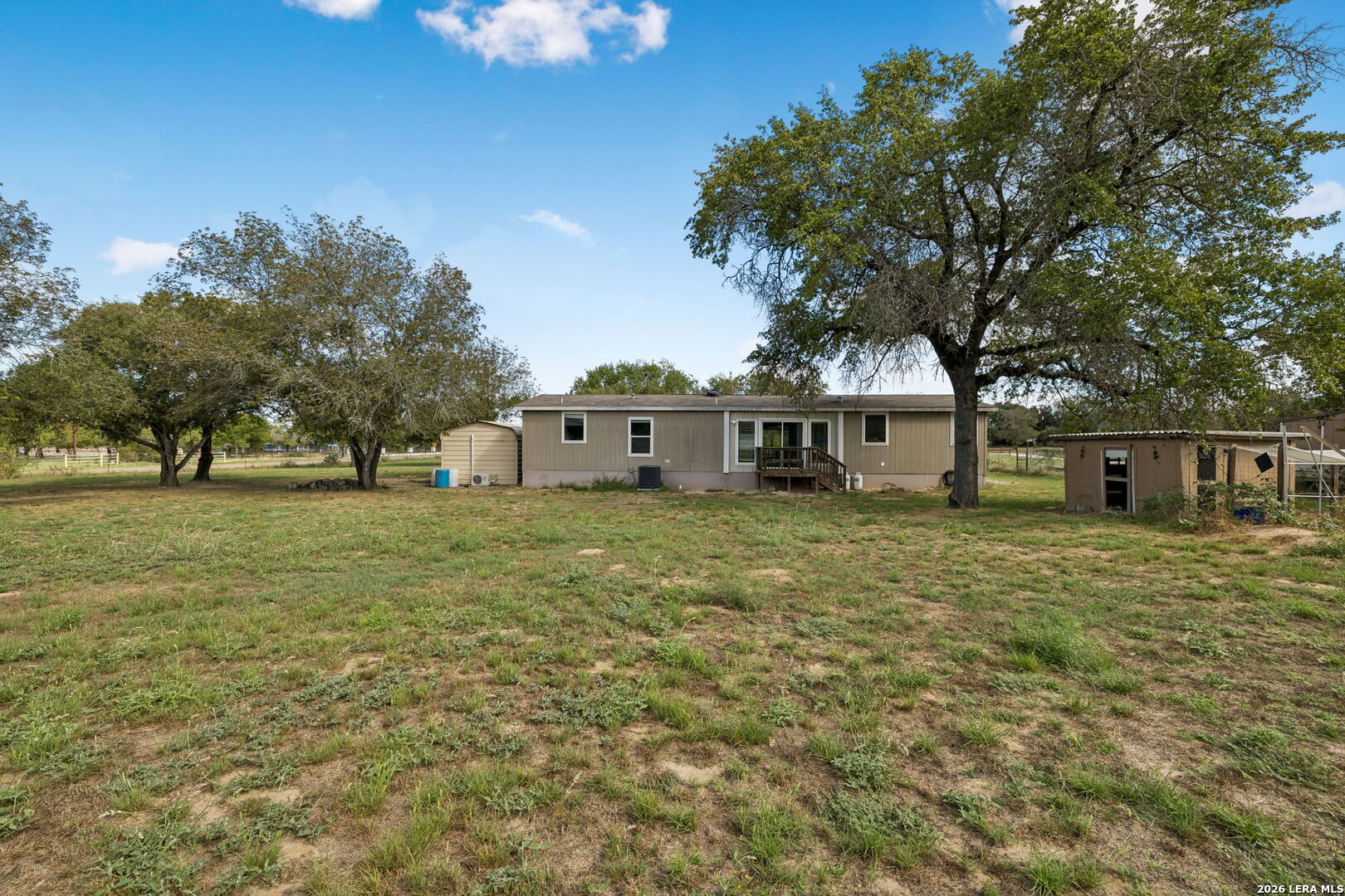 main property photo 33