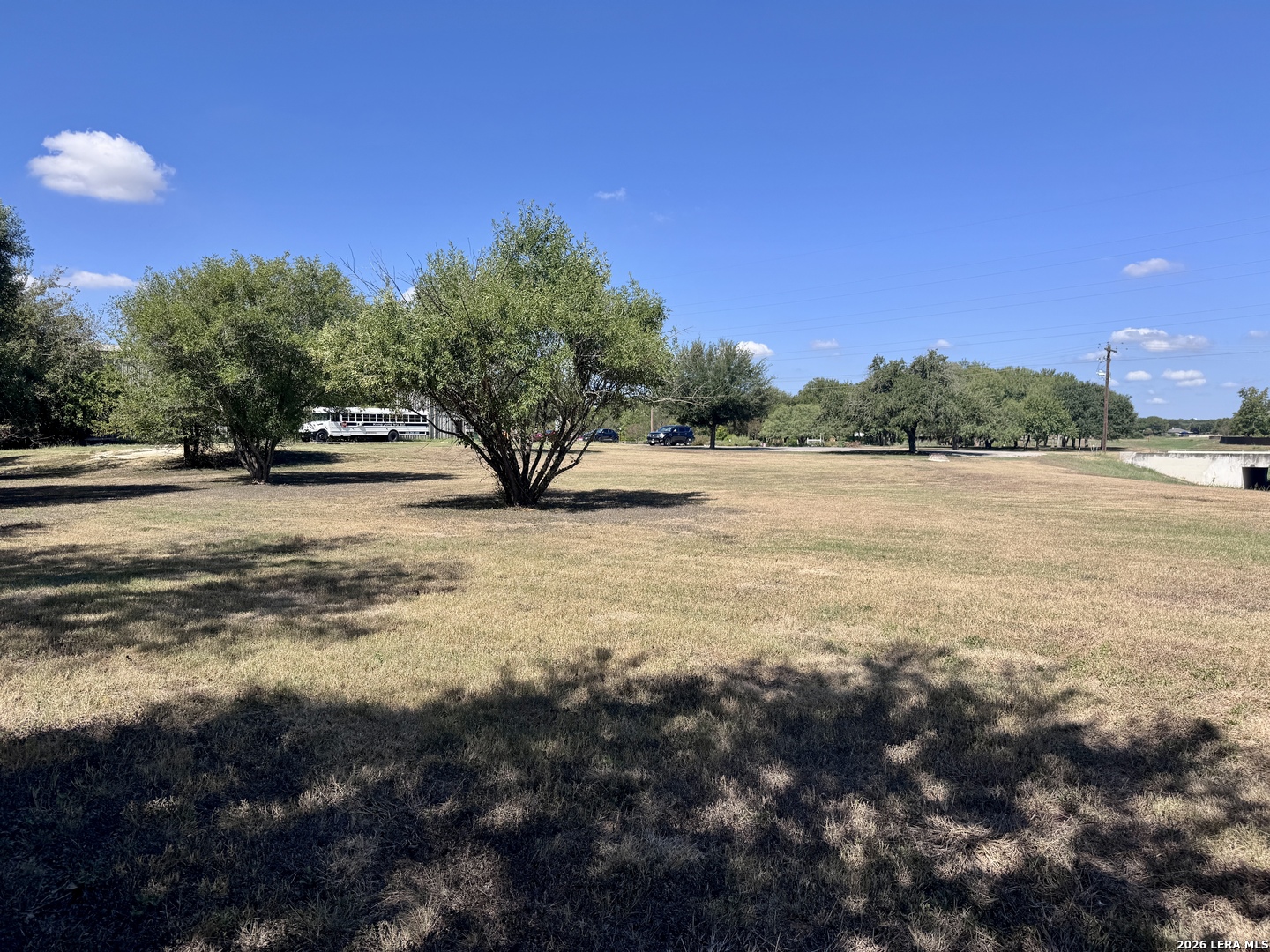 main property photo 13
